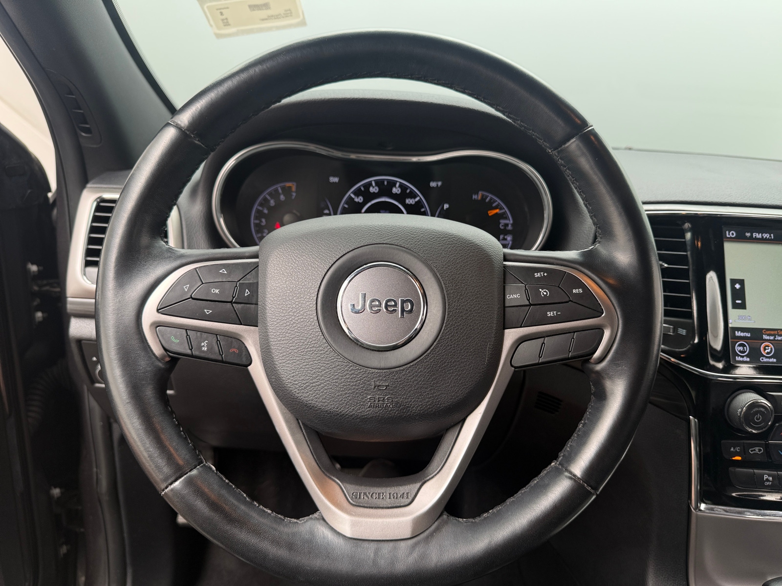 Thumbnail: 2020 Jeep Grand Cherokee - 4