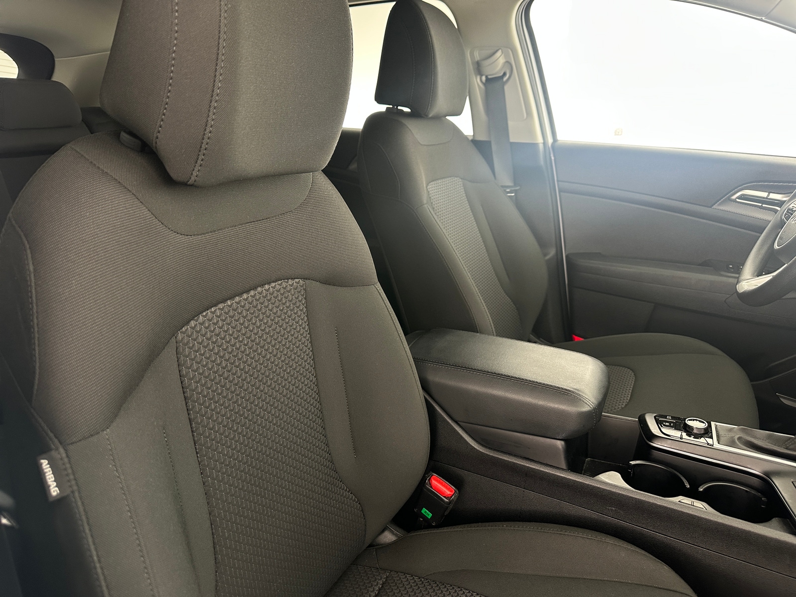 Thumbnail: 2025 Kia Sportage - 2