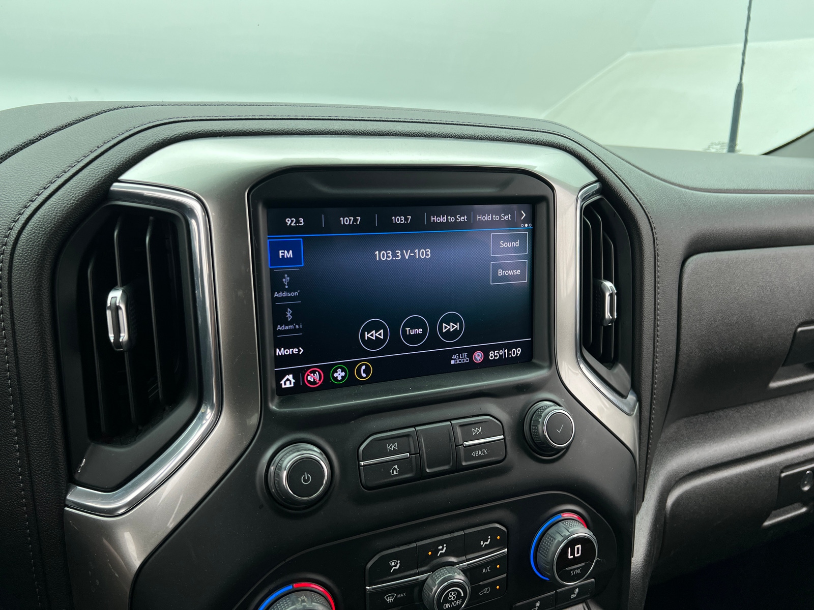 Thumbnail: 2021 Chevrolet Silverado 2500 - 4