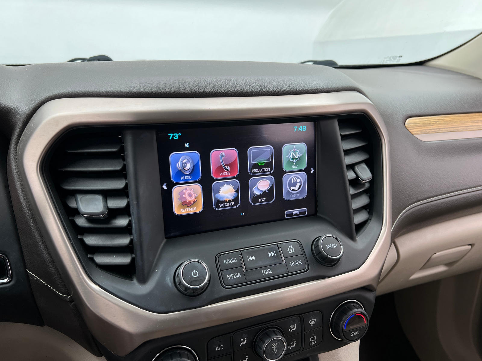 Thumbnail: 2017 GMC Acadia - 3