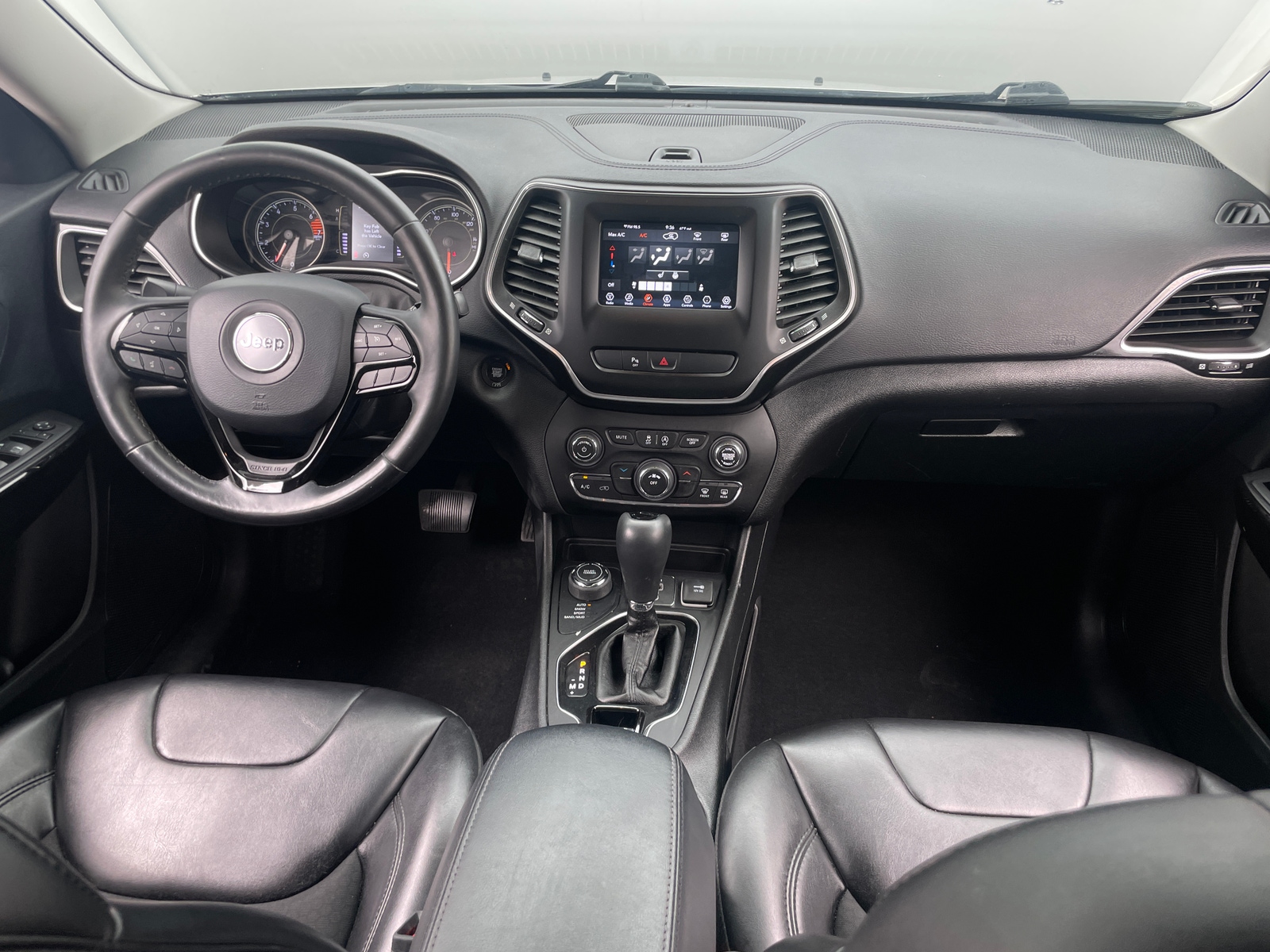 Thumbnail: 2019 Jeep Cherokee - 3