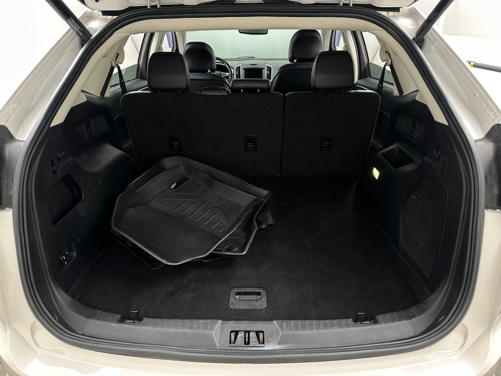 Thumbnail: 2015 Ford Edge - 6