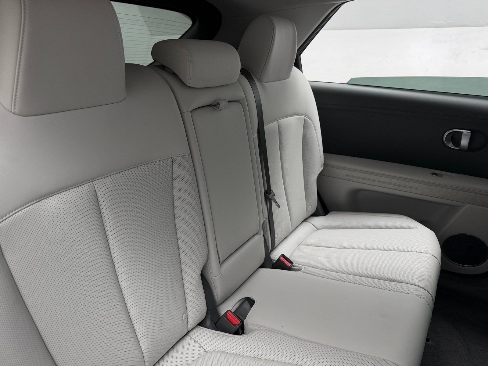 Thumbnail: 2023 Hyundai Ioniq 5 - 5