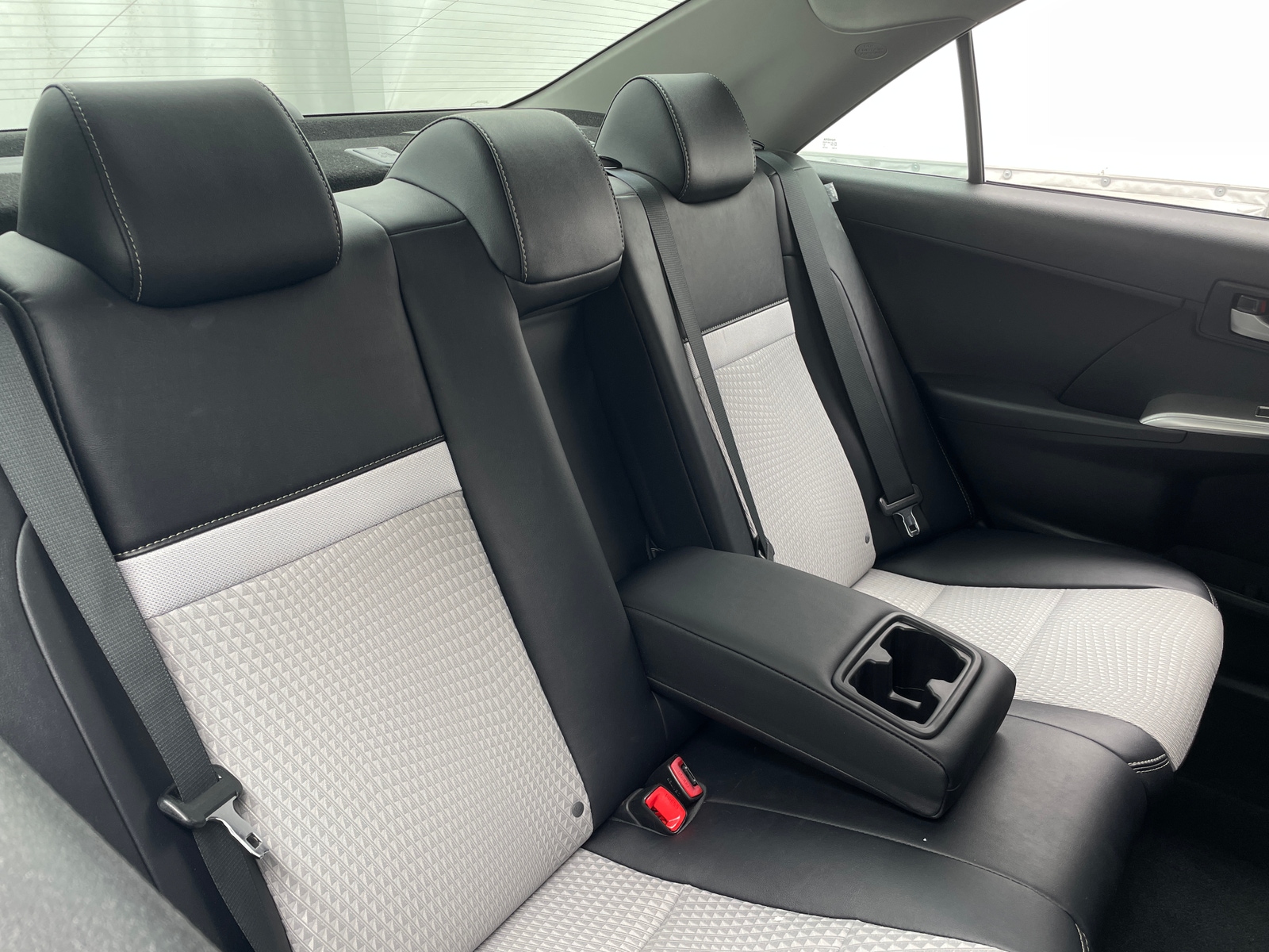 Thumbnail: 2014 Toyota Camry - 6