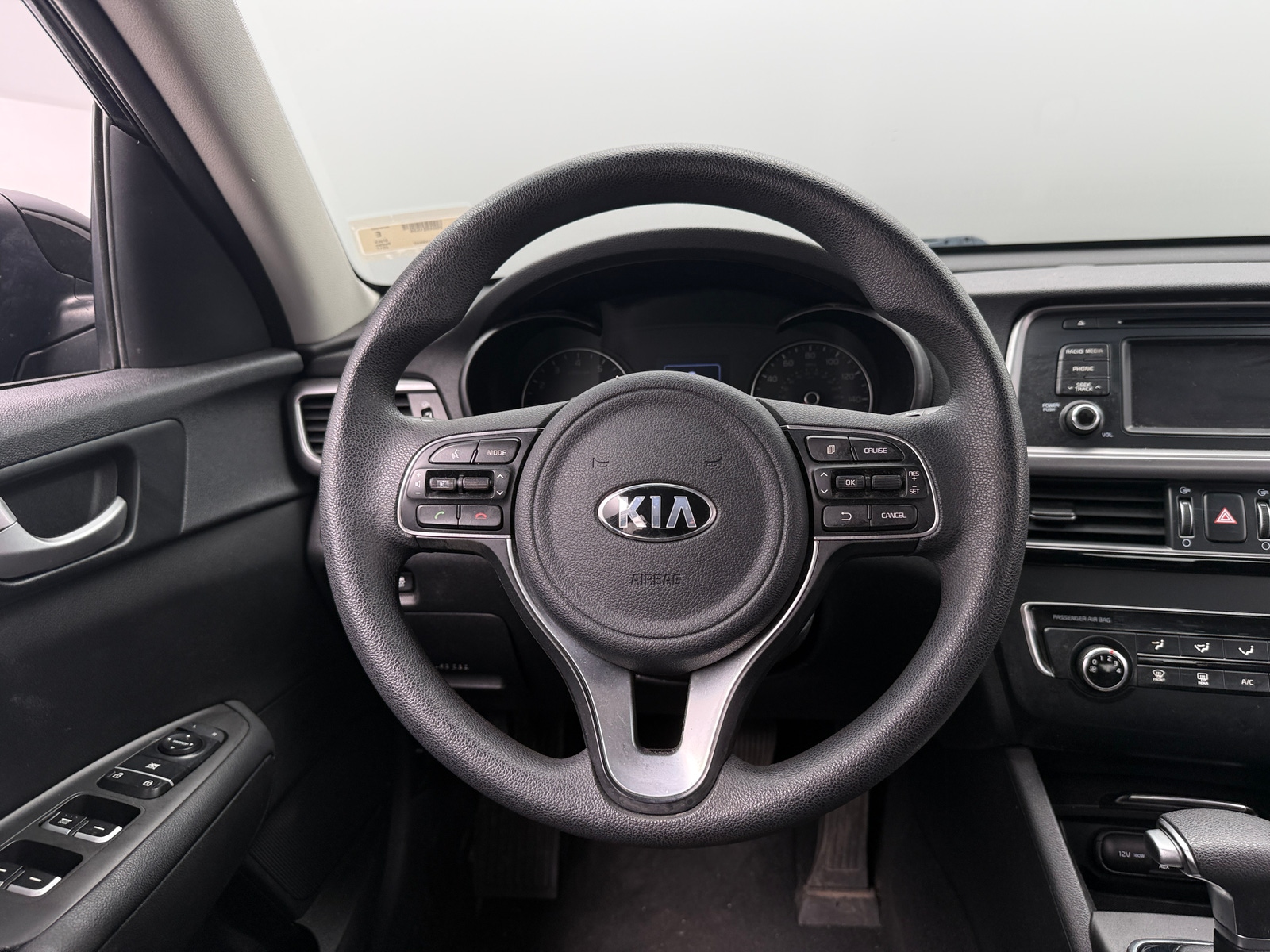 Thumbnail: 2017 Kia Optima - 5