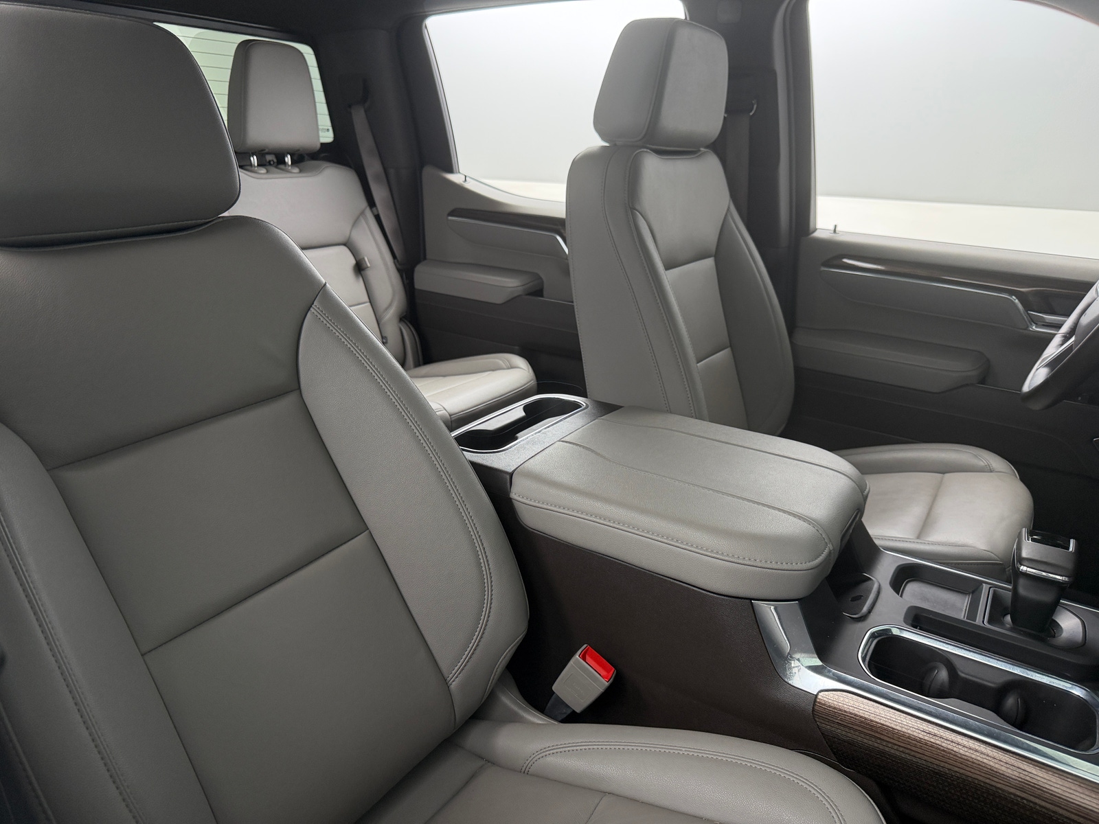 Thumbnail: 2025 Chevrolet Silverado 1500 - 2
