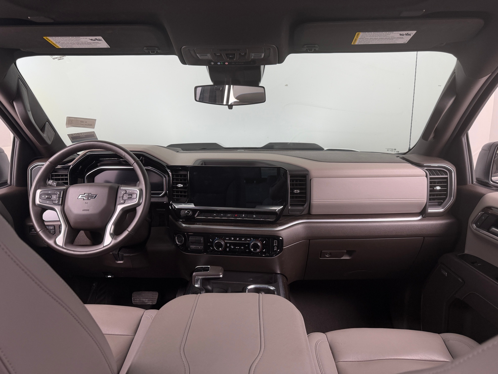 Thumbnail: 2025 Chevrolet Silverado 1500 - 3