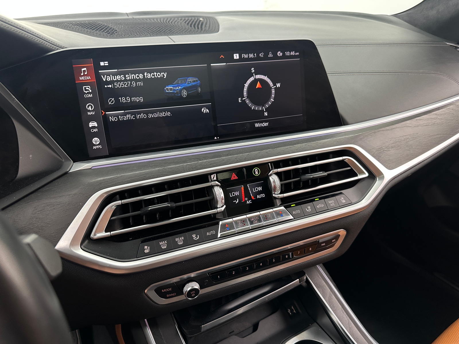 Thumbnail: 2021 BMW X7 - 3