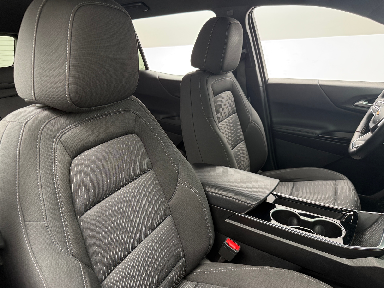 Thumbnail: 2025 Chevrolet Equinox - 2