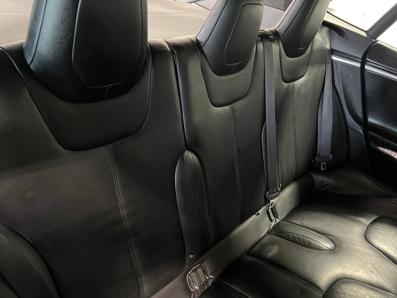 Thumbnail: 2015 Tesla Model S - 5