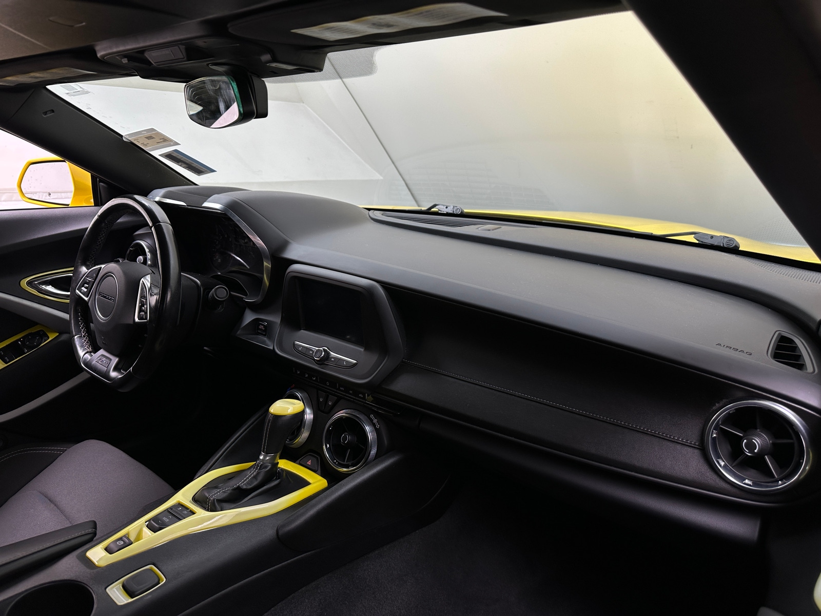 Thumbnail: 2017 Chevrolet Camaro - 3