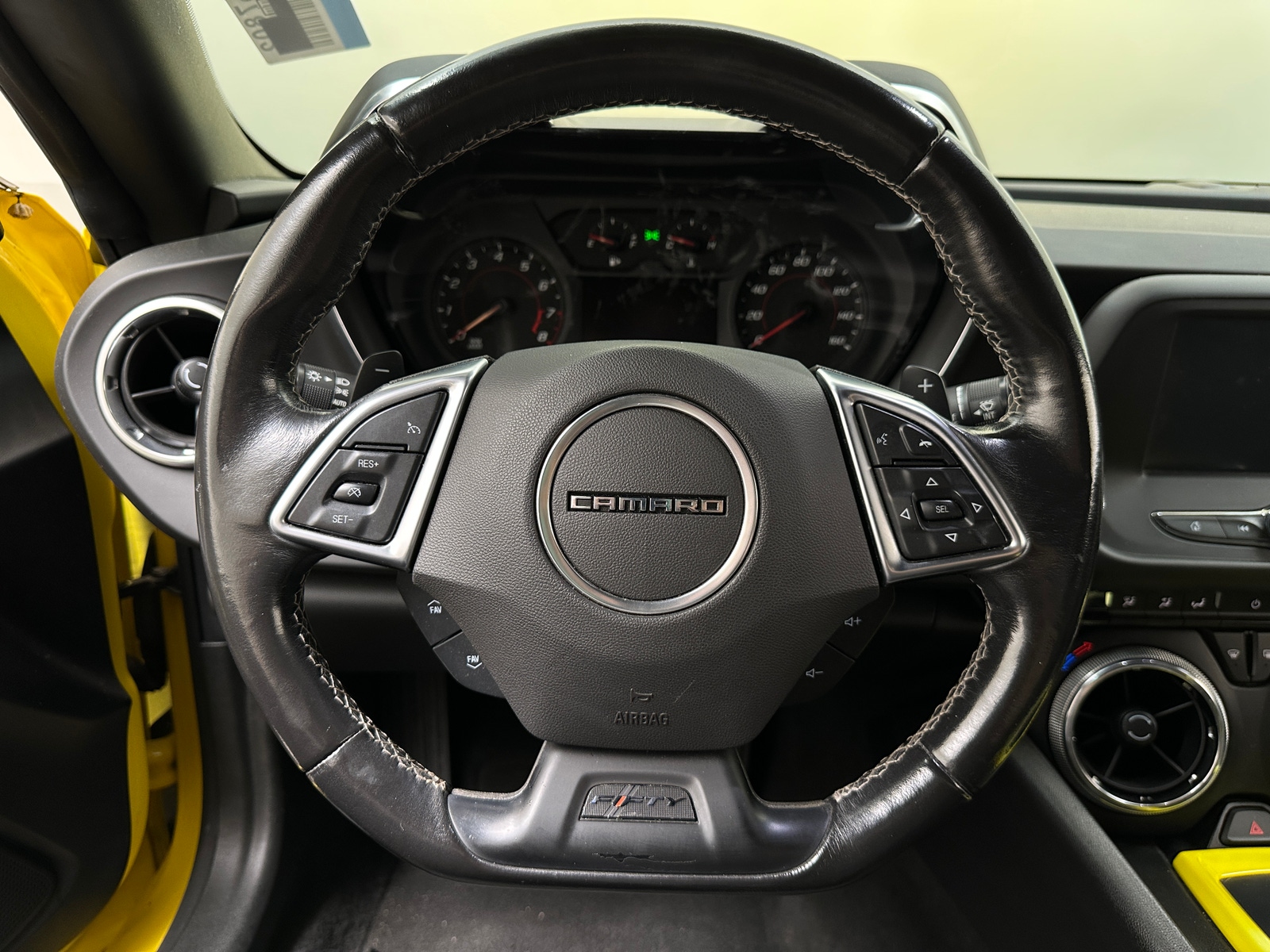 Thumbnail: 2017 Chevrolet Camaro - 5