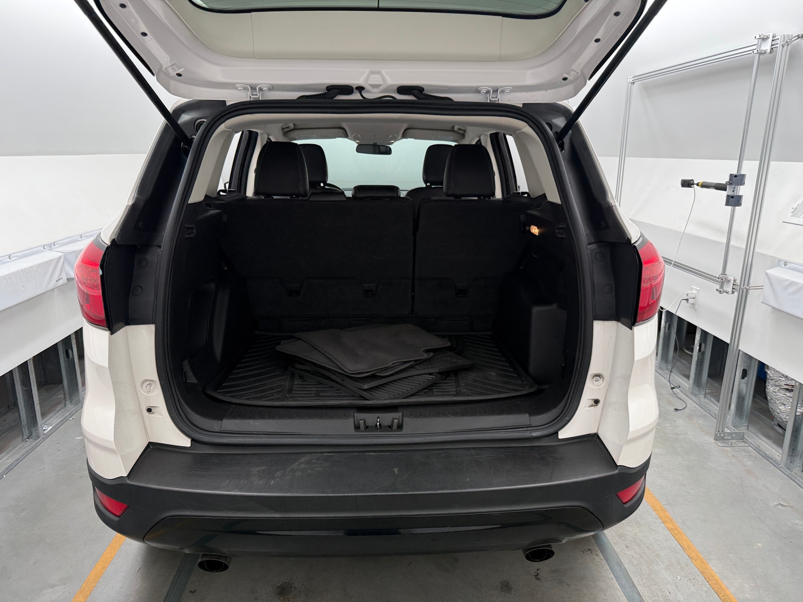 Thumbnail: 2019 Ford Escape - 6