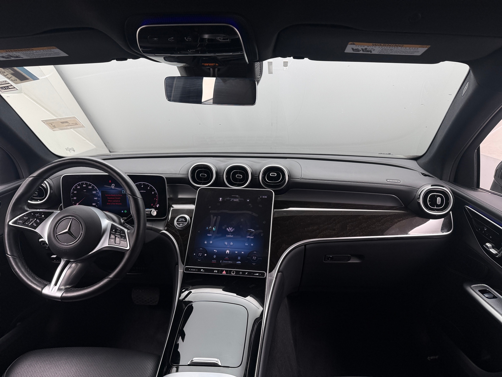 Thumbnail: 2024 Mercedes-Benz GLC - 3