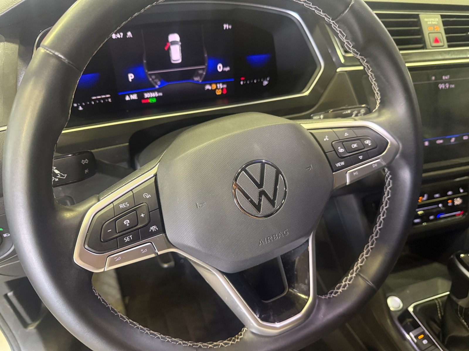 Thumbnail: 2022 Volkswagen Tiguan - 5