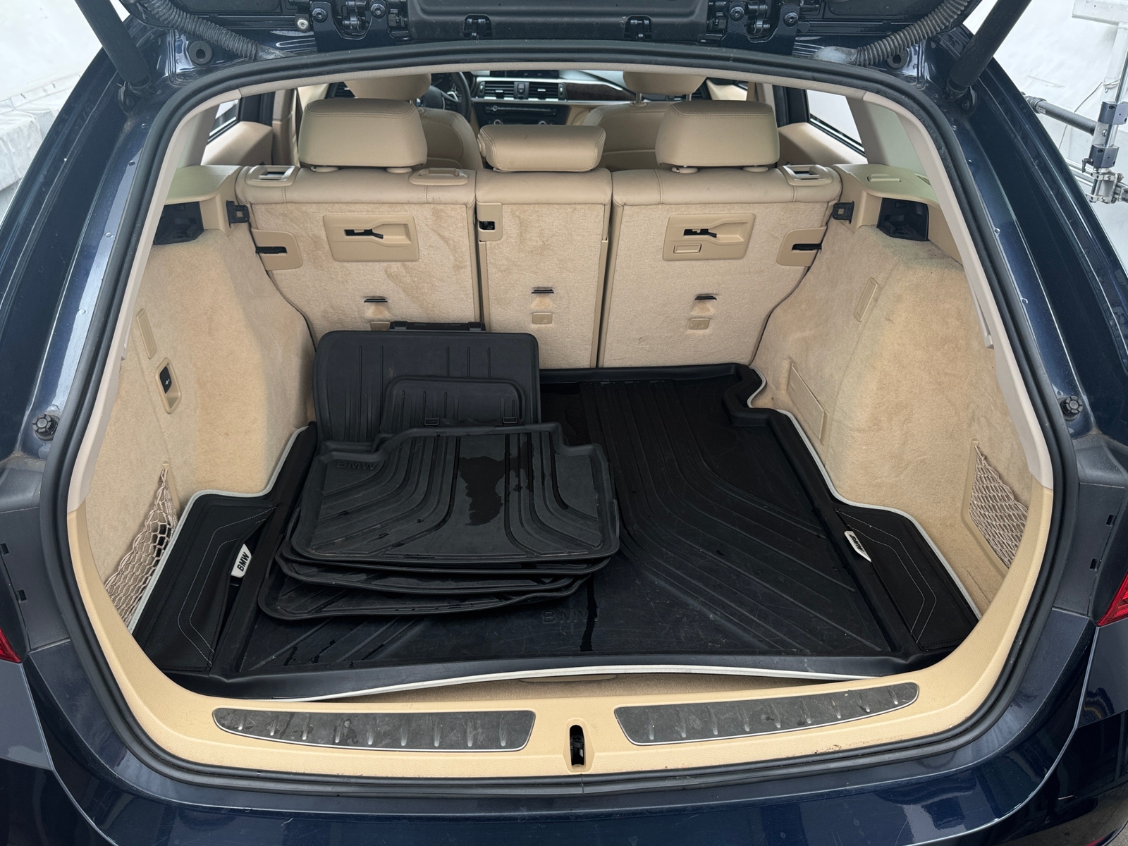 Thumbnail: 2015 BMW 3 Series - 6
