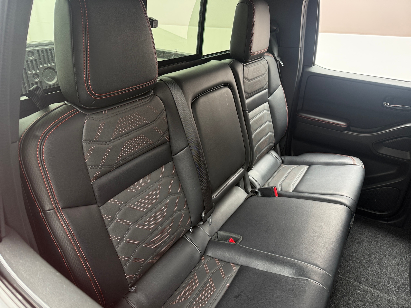 Thumbnail: 2025 Nissan Frontier - 5