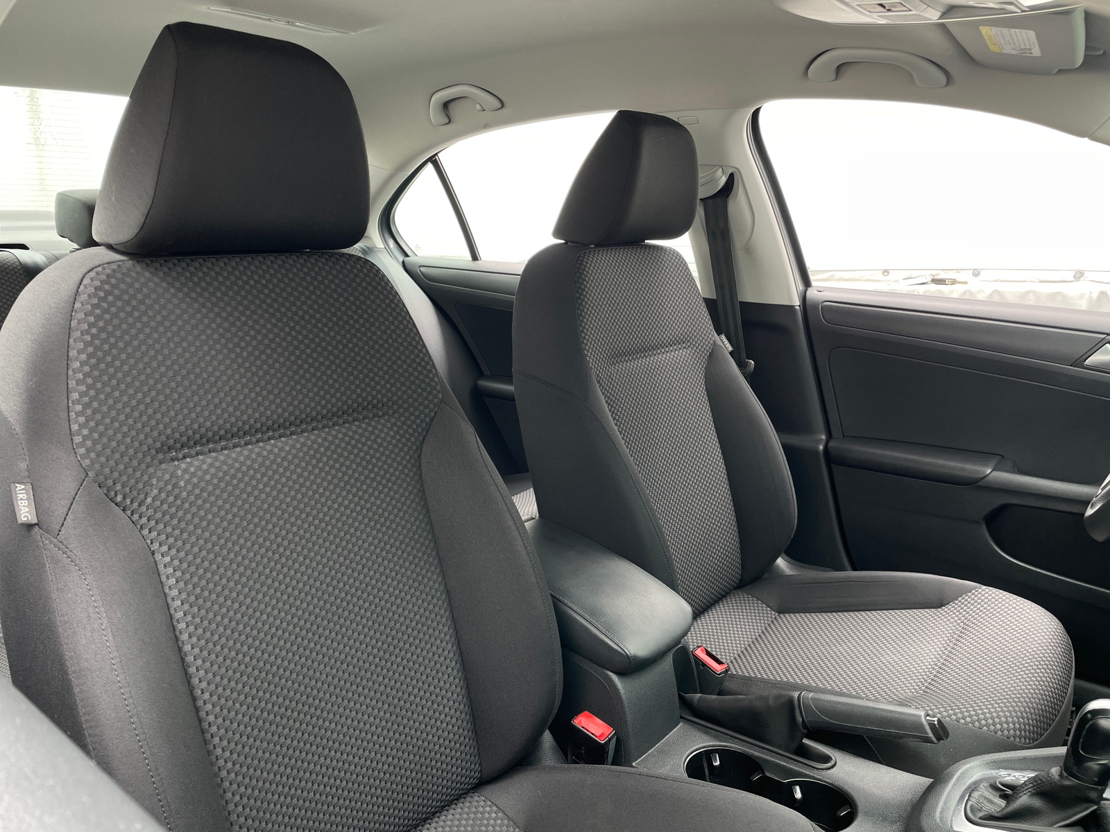 Thumbnail: 2014 Volkswagen Jetta - 2