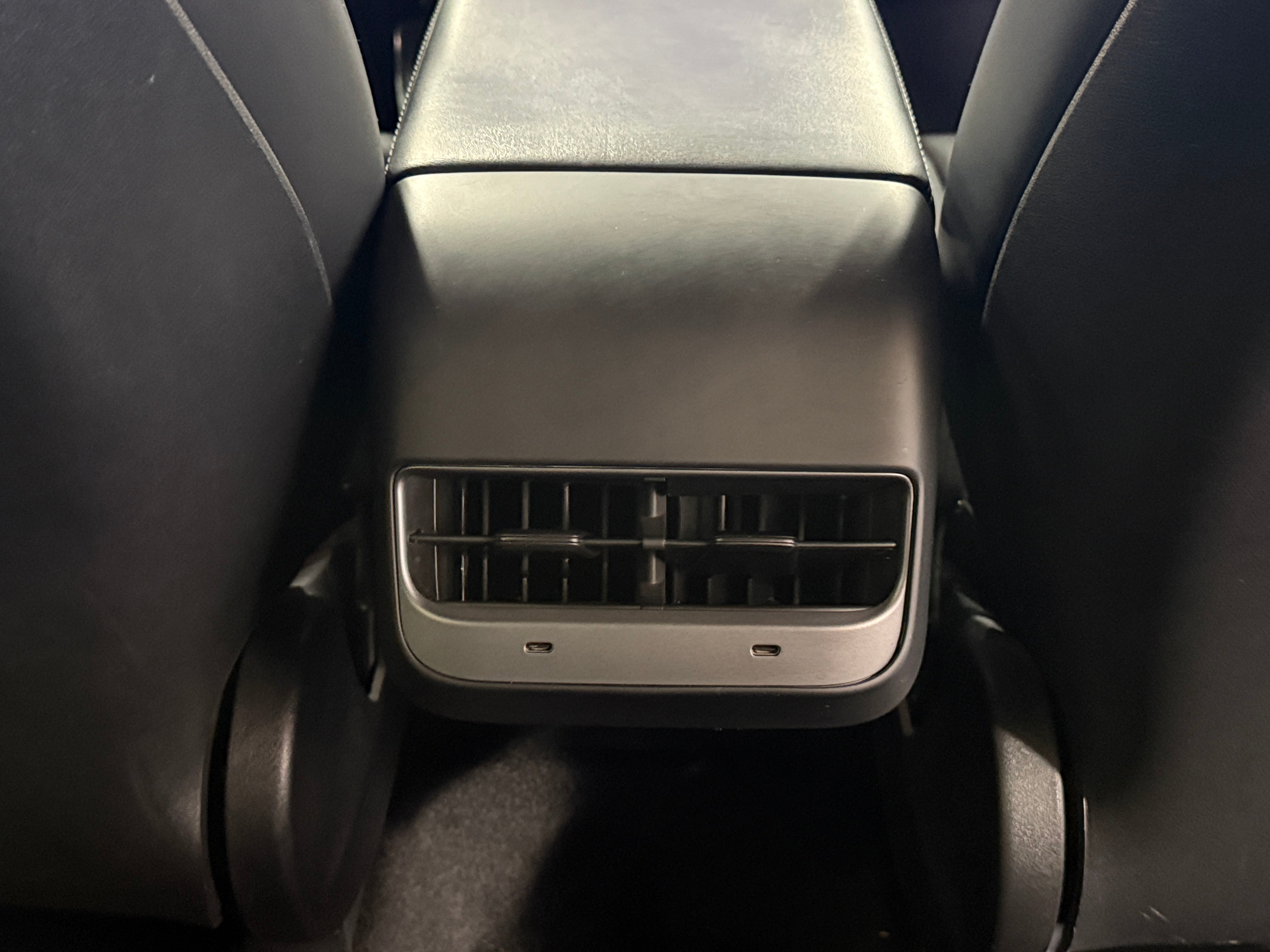 Used 2021 Tesla Model Y Long Range with VIN 5YJYGDEE0MF091563 for sale in Auburn, WA