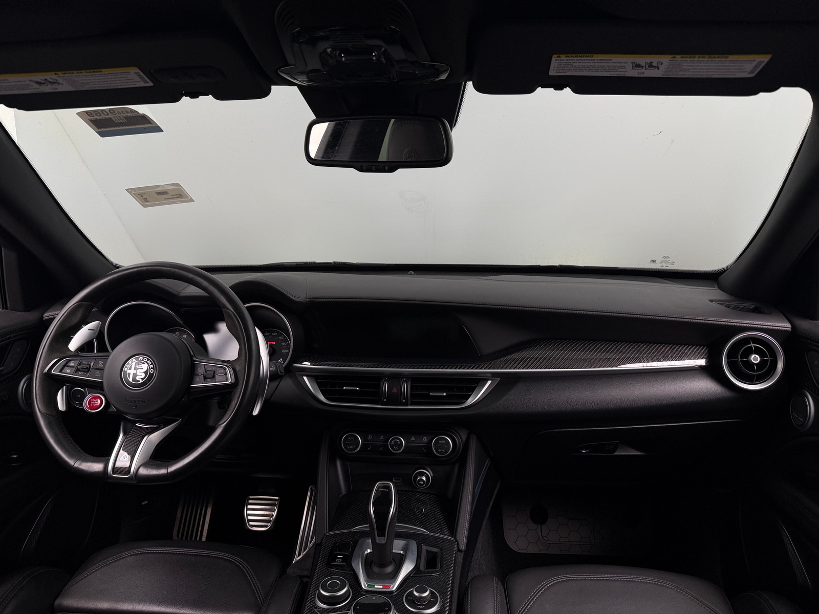 Thumbnail: 2022 Alfa Romeo Stelvio - 2