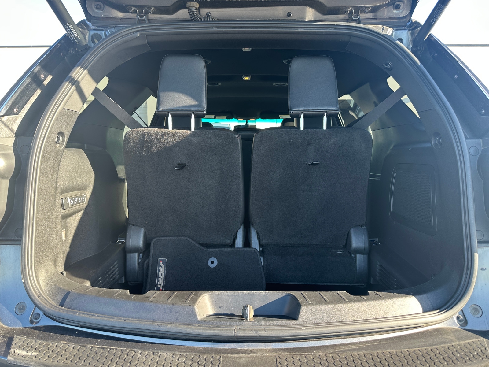 Thumbnail: 2017 Ford Explorer - 6