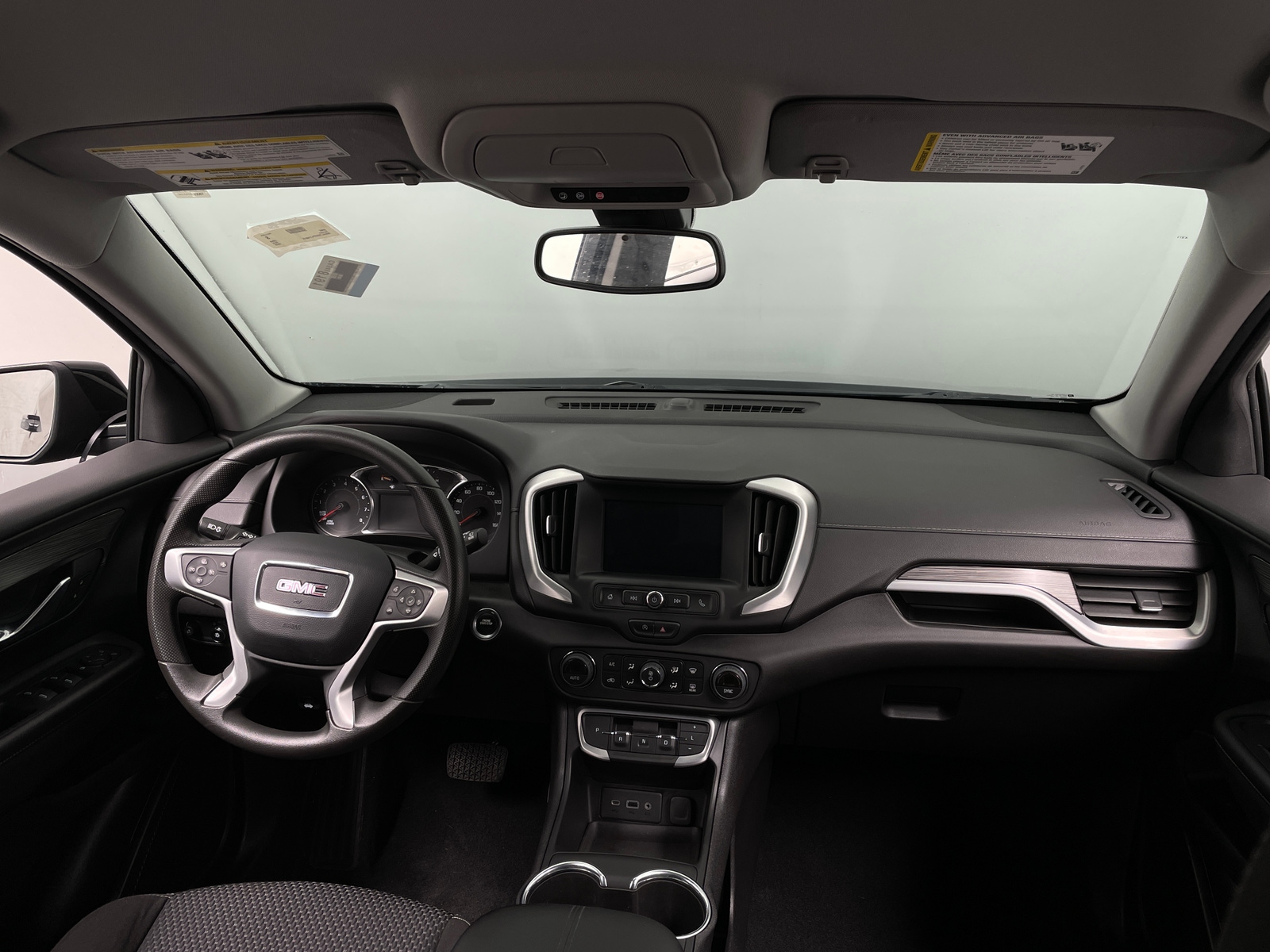 Thumbnail: 2023 GMC Terrain - 3