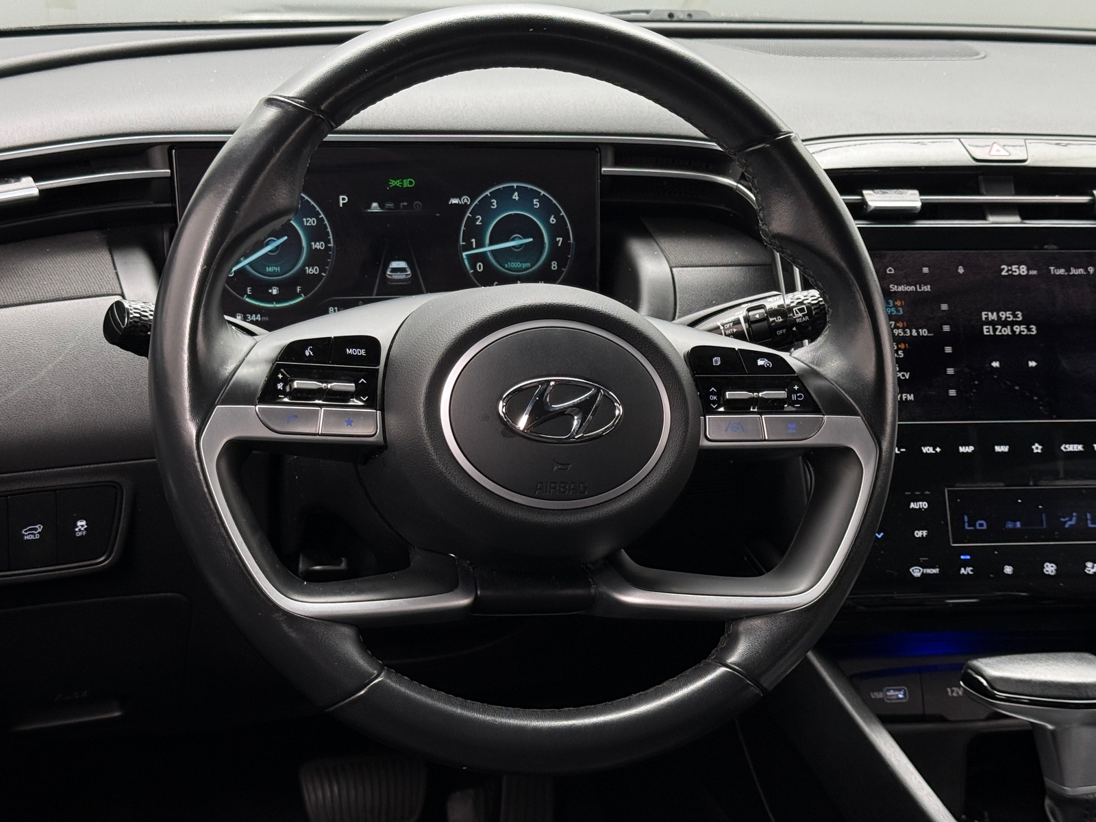 Thumbnail: 2024 Hyundai Tucson - 4