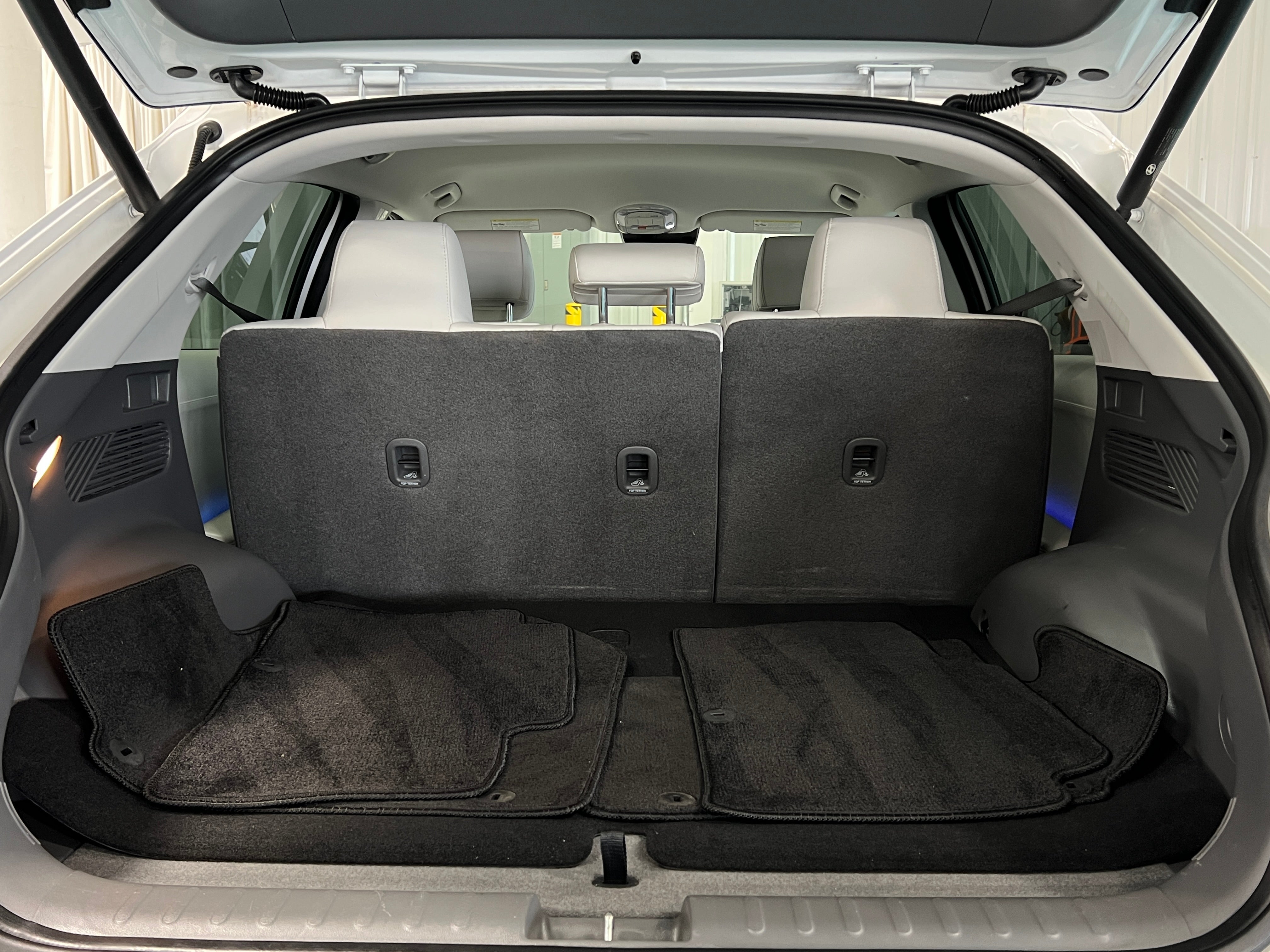Used 2023 Hyundai IONIQ 5 SEL with VIN KM8KN4AE5PU147084 for sale in Auburn, WA