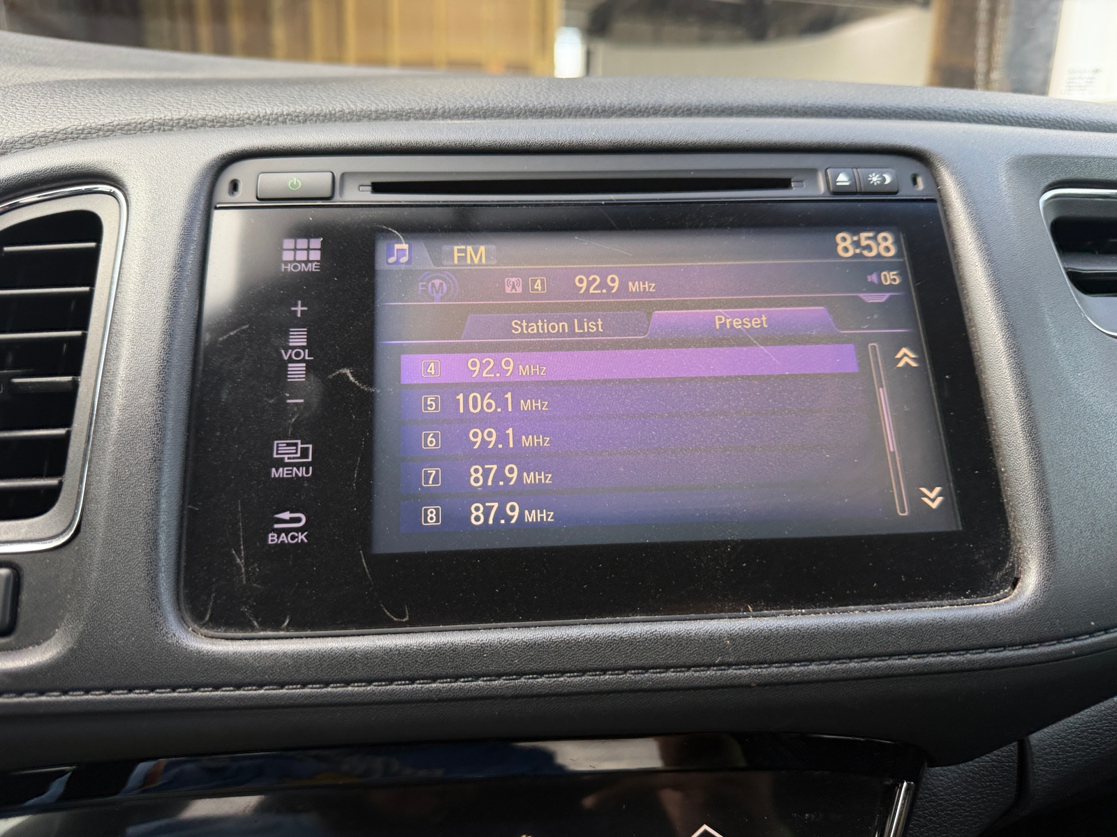 Thumbnail: 2016 Honda HR-V - 4