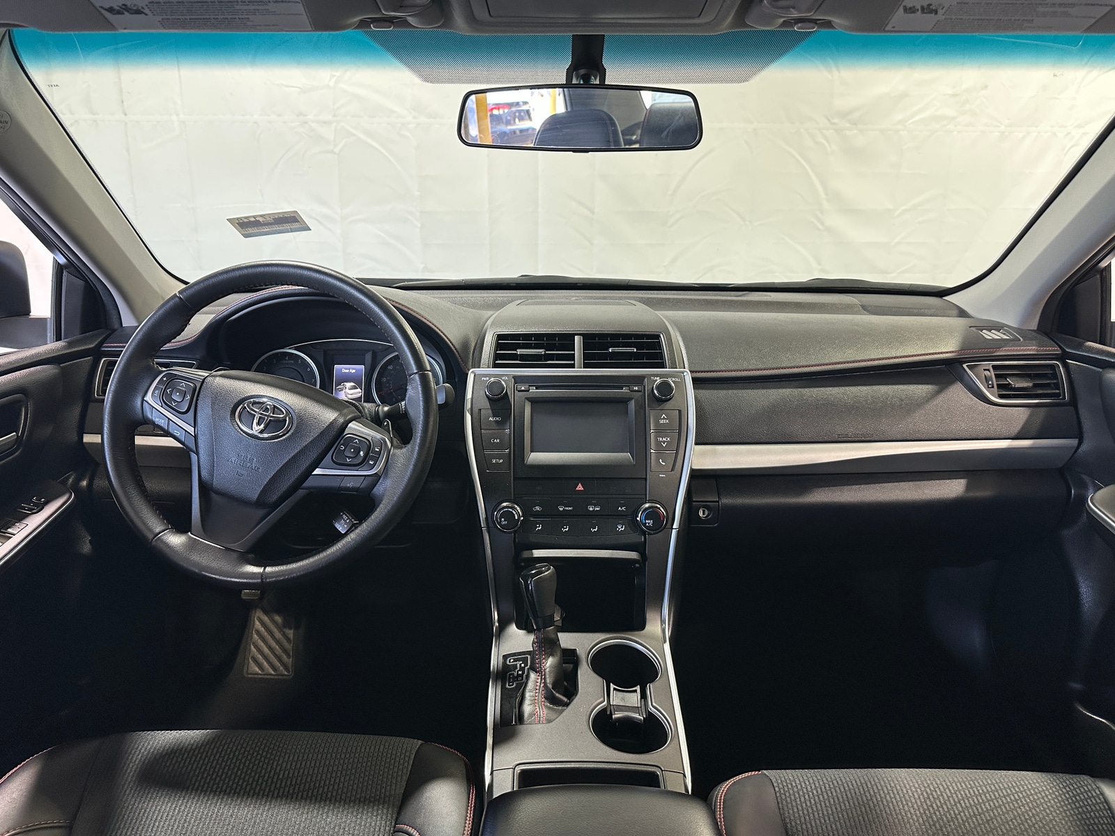 Thumbnail: 2017 Toyota Camry - 3