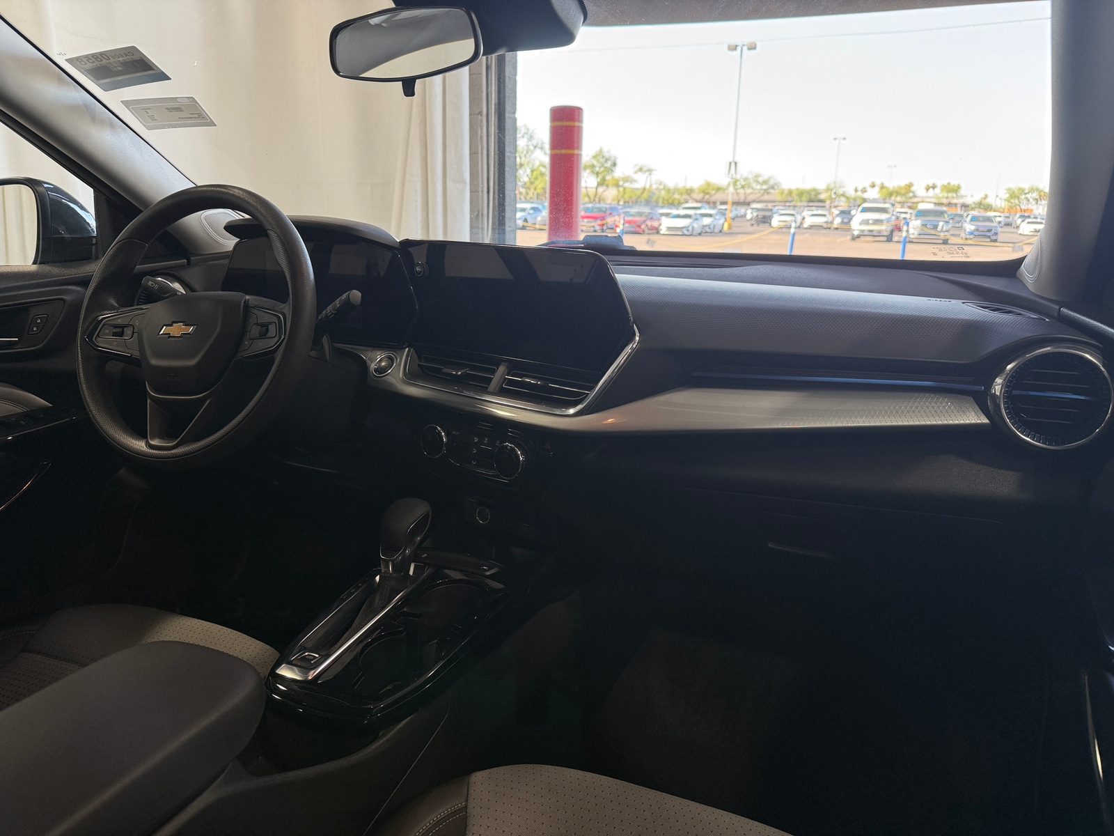 Thumbnail: 2025 Chevrolet Trax - 3