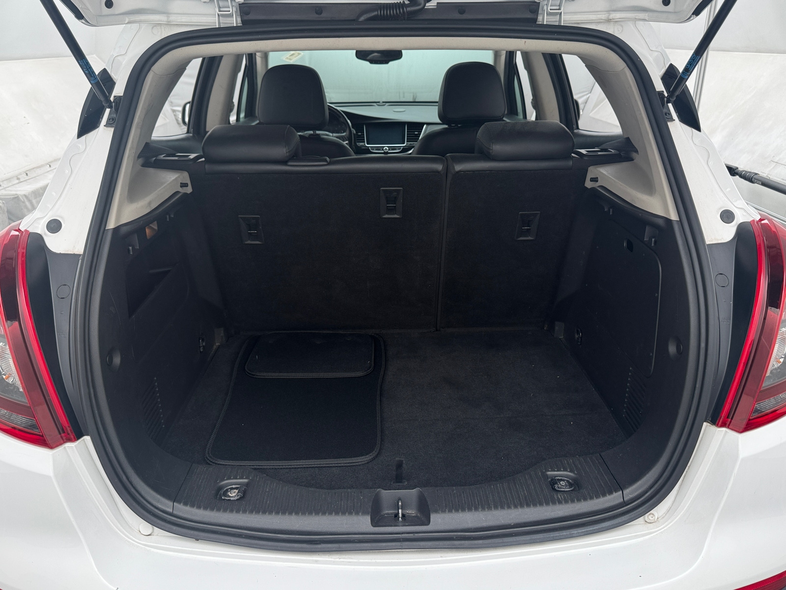 Thumbnail: 2019 Buick Encore - 6