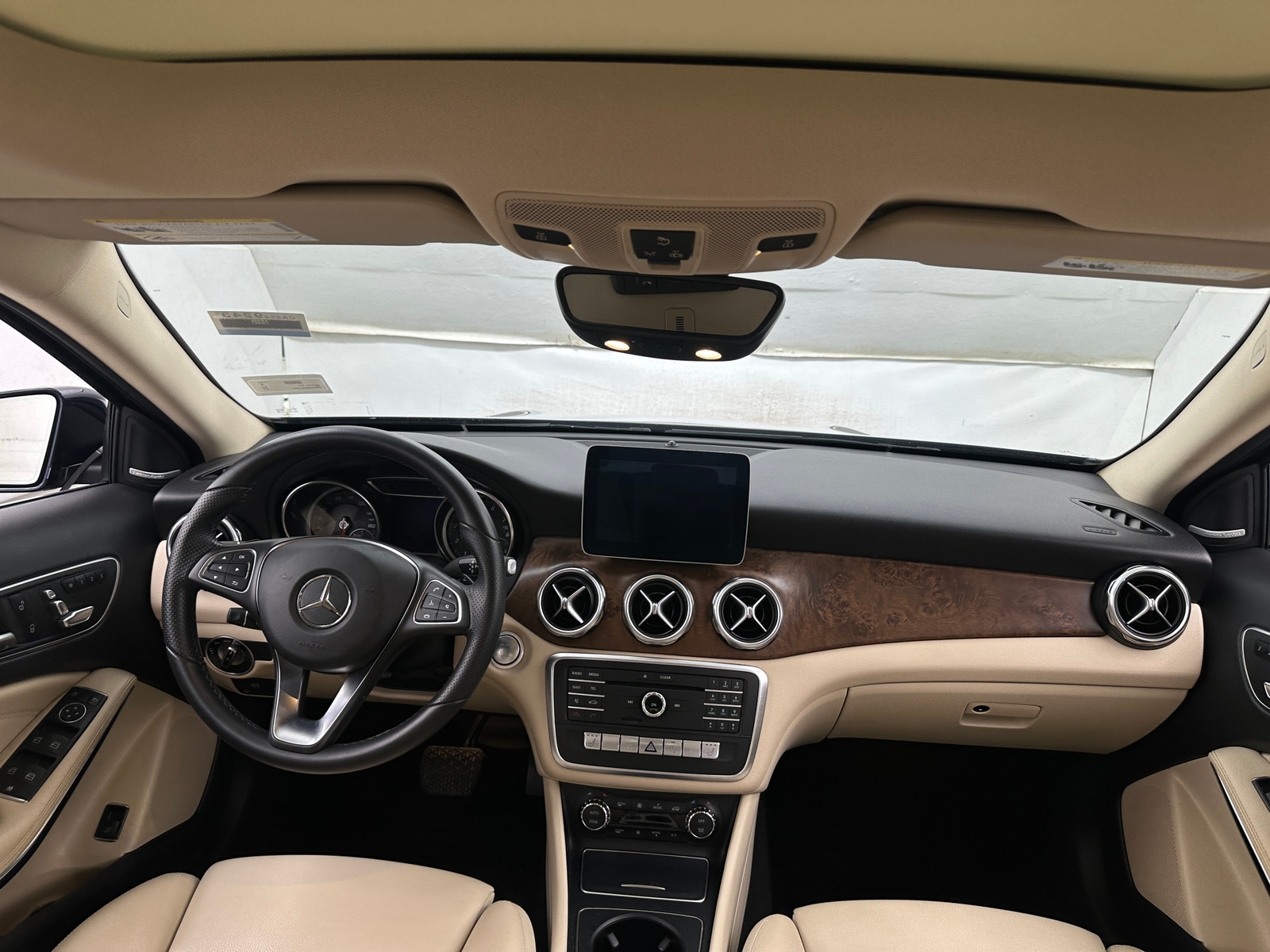 Thumbnail: 2018 Mercedes-Benz GLA - 2