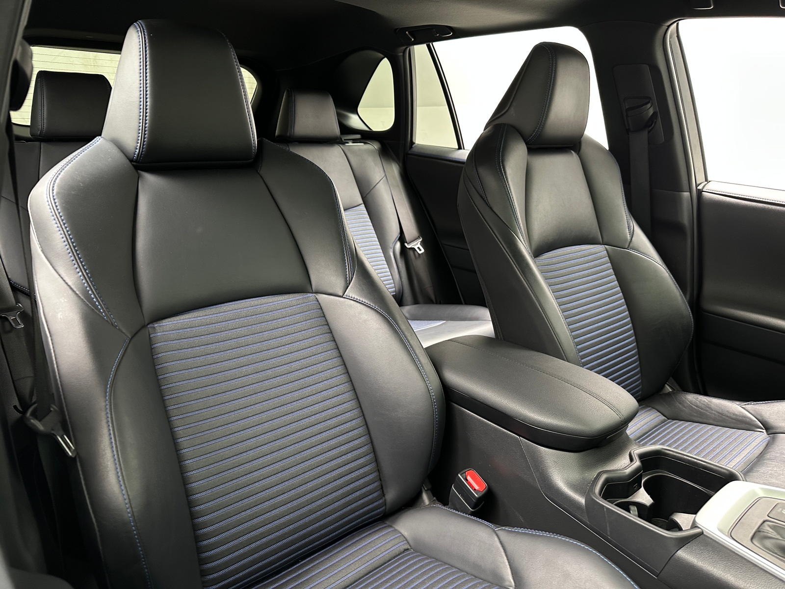 Thumbnail: 2019 Toyota RAV4 - 2