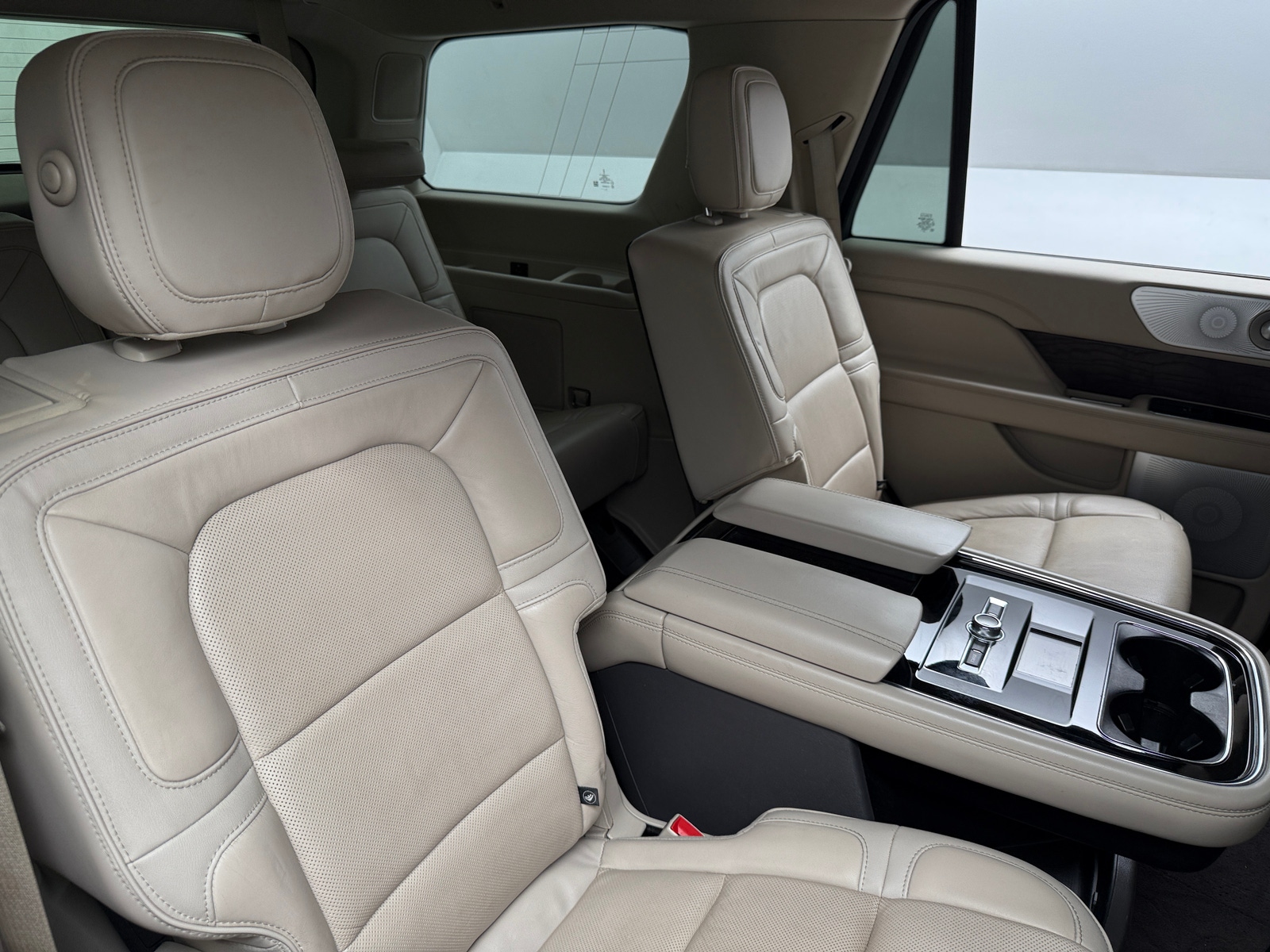 Thumbnail: 2019 Lincoln Navigator - 5