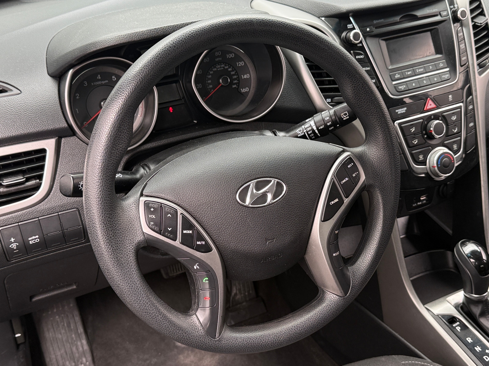 Thumbnail: 2017 Hyundai Elantra - 5