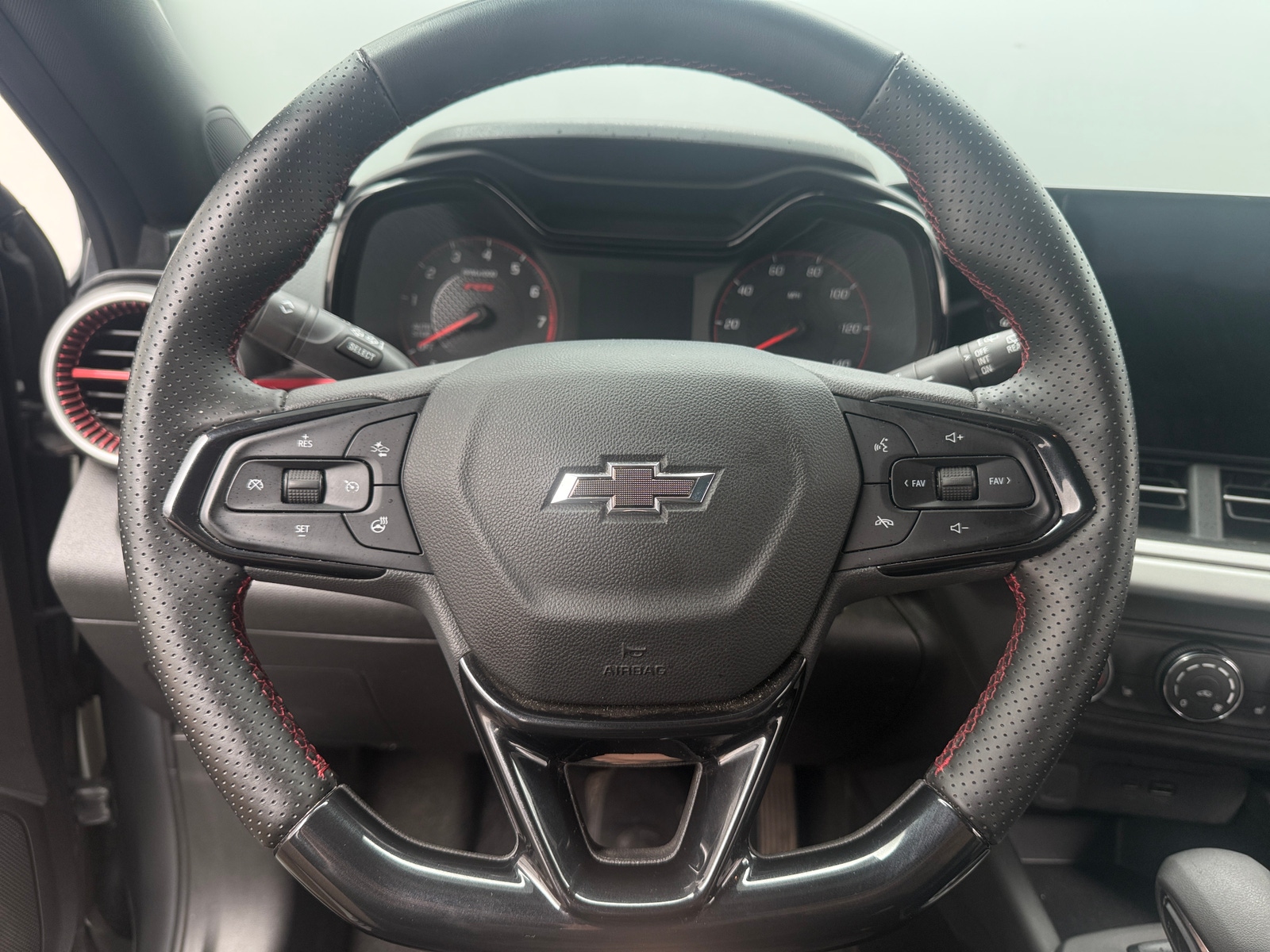 Thumbnail: 2024 Chevrolet Trax - 5