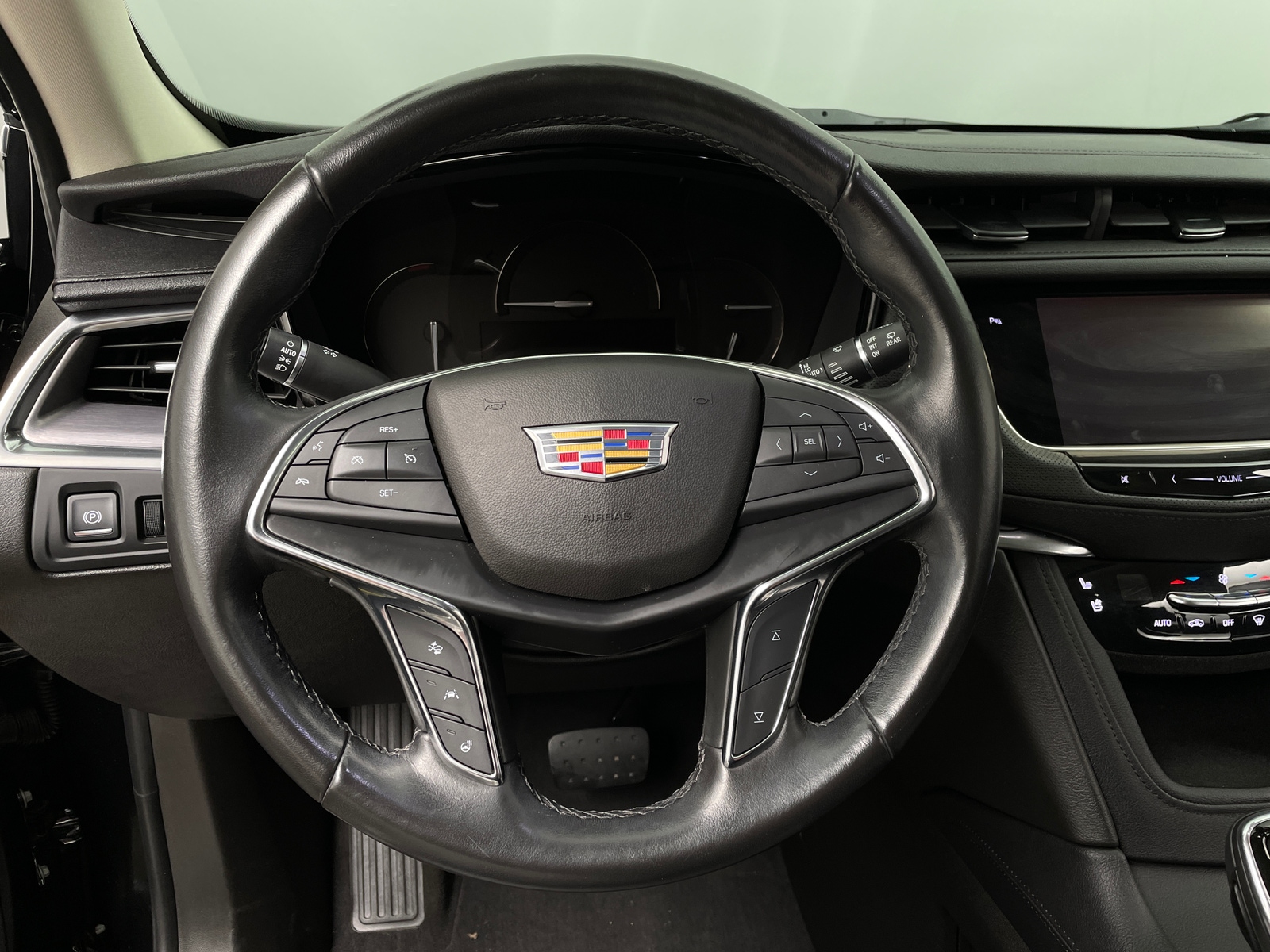 Thumbnail: 2019 Cadillac XT5 - 4