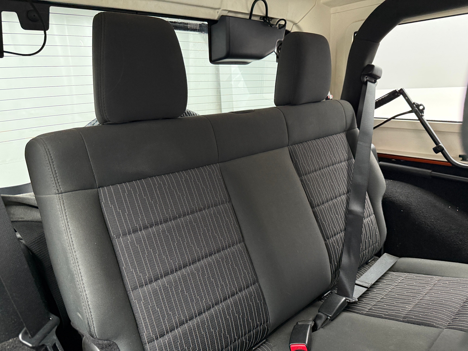 Thumbnail: 2011 Jeep Wrangler - 6