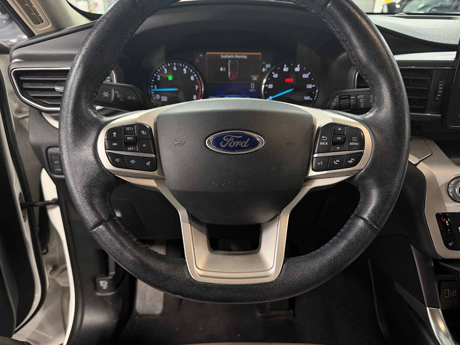Thumbnail: 2021 Ford Explorer - 5
