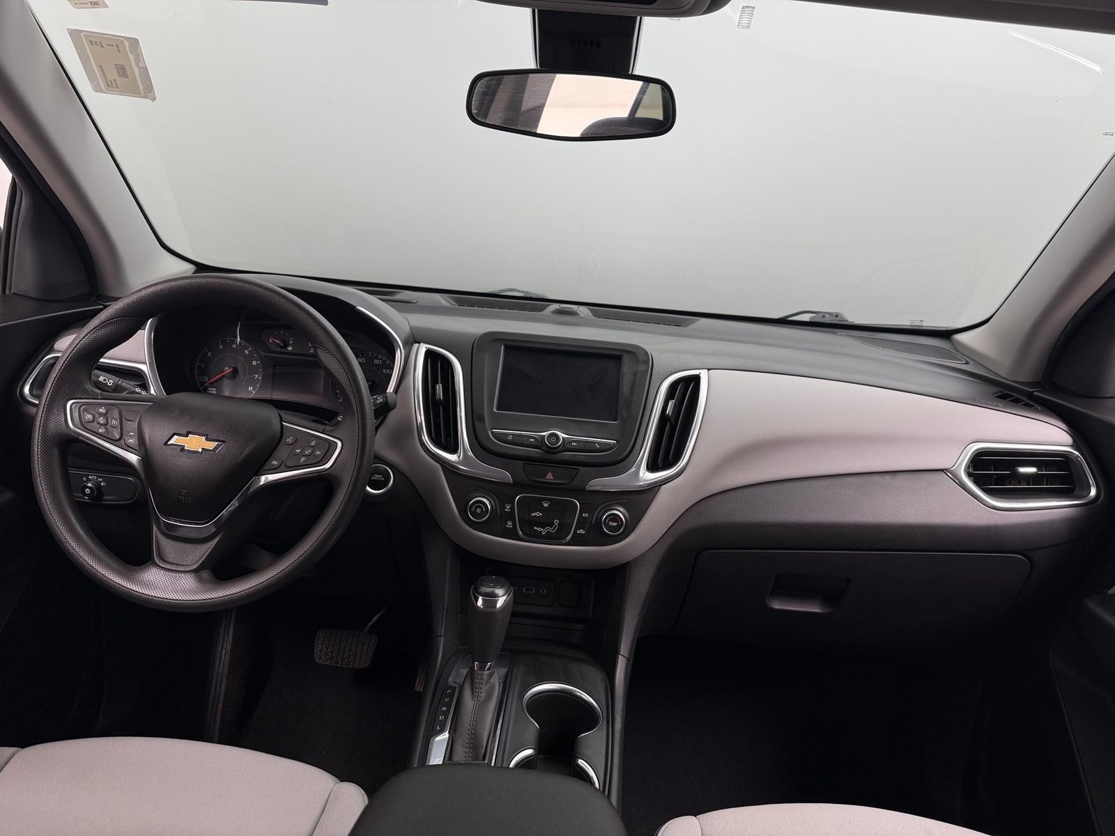 Thumbnail: 2020 Chevrolet Equinox - 3
