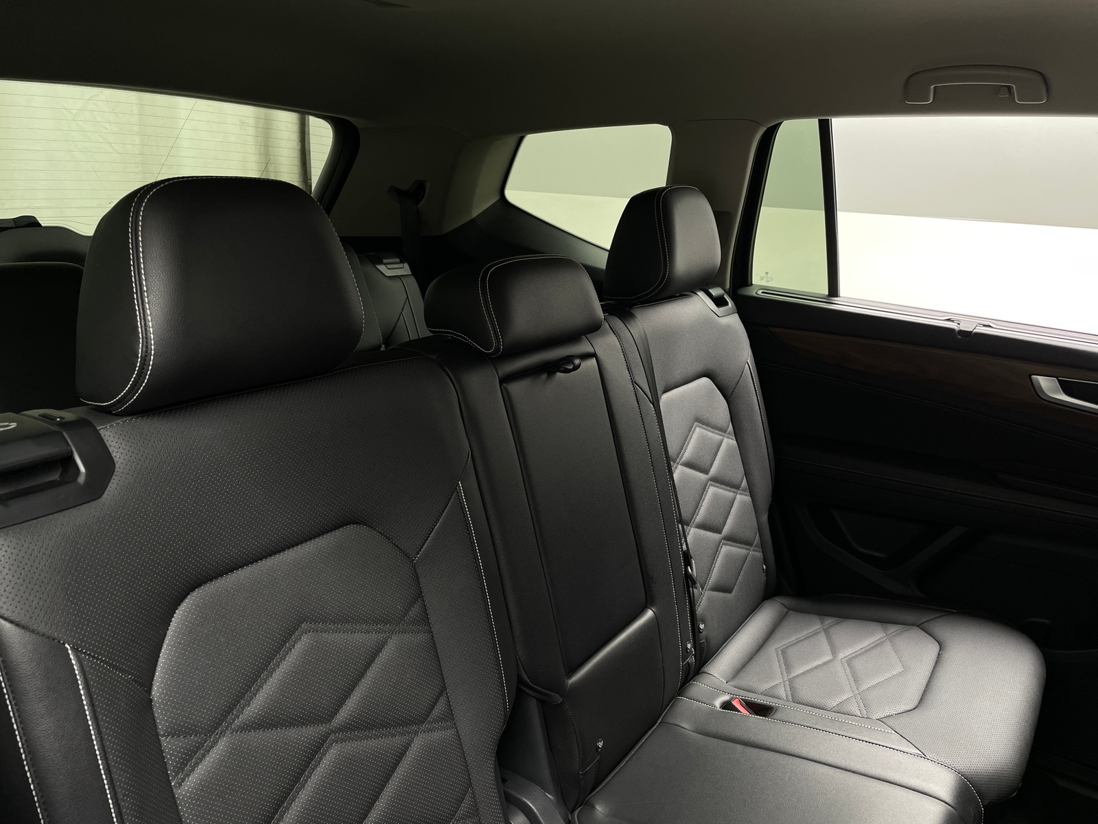 Thumbnail: 2025 Volkswagen Atlas - 5