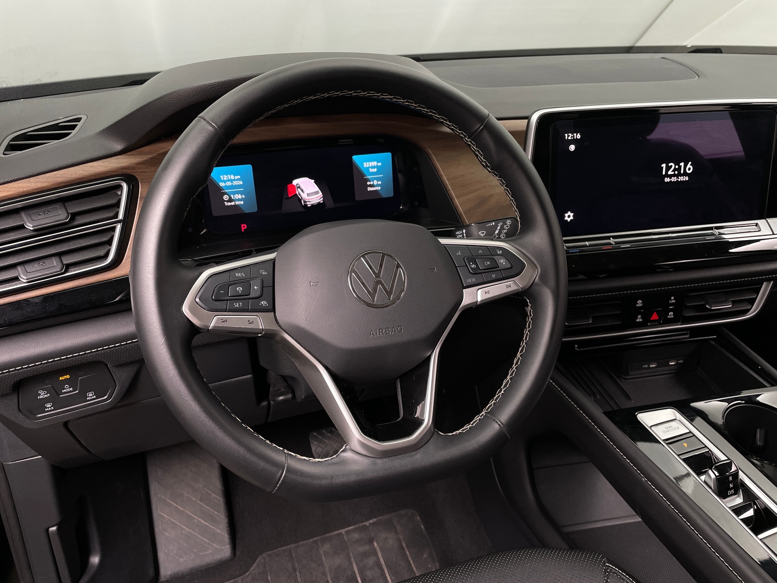 Thumbnail: 2025 Volkswagen Atlas - 4