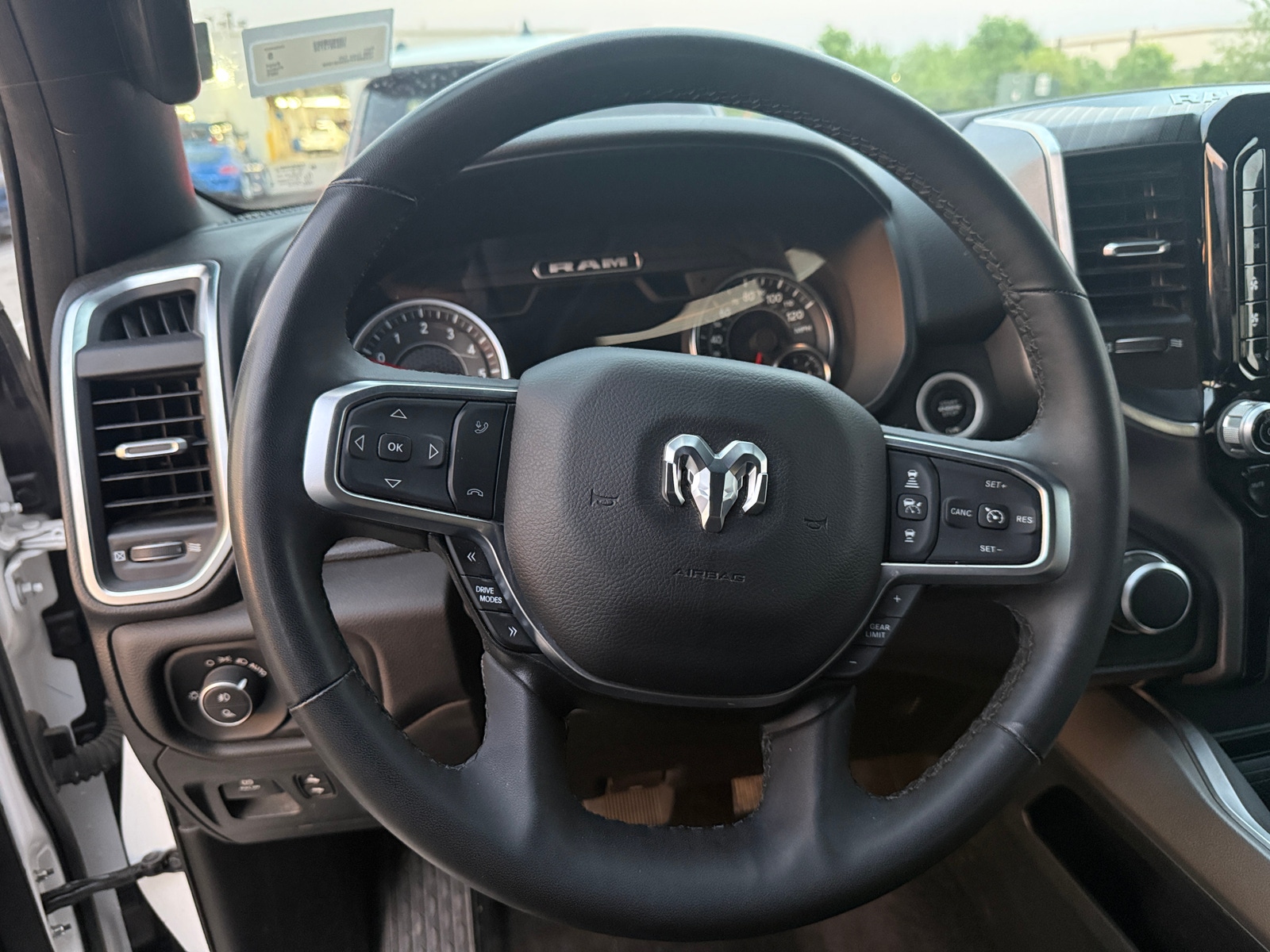 Thumbnail: 2025 RAM 1500 - 5