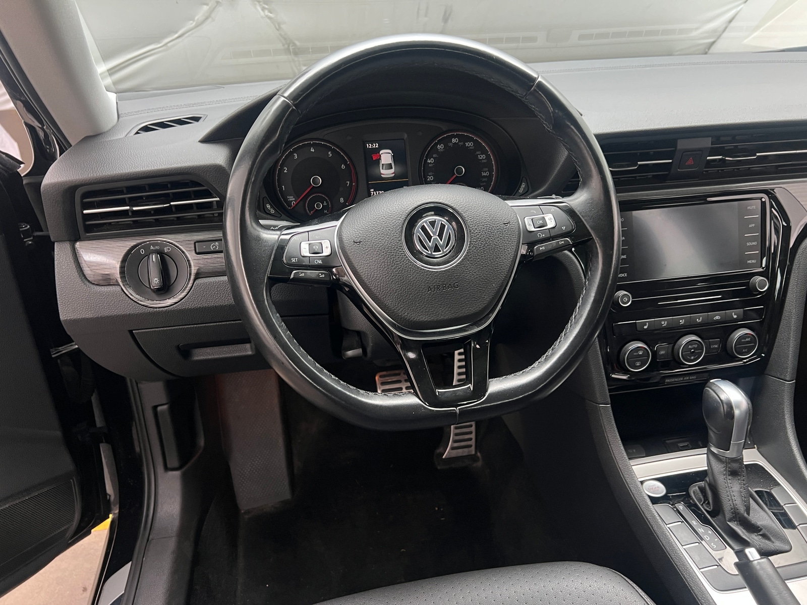 Thumbnail: 2020 Volkswagen Passat - 4