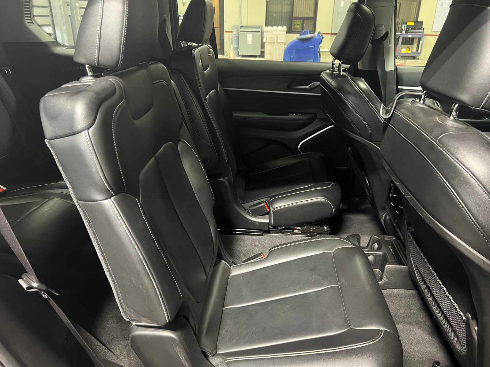 Thumbnail: 2021 Jeep Grand Cherokee L - 5
