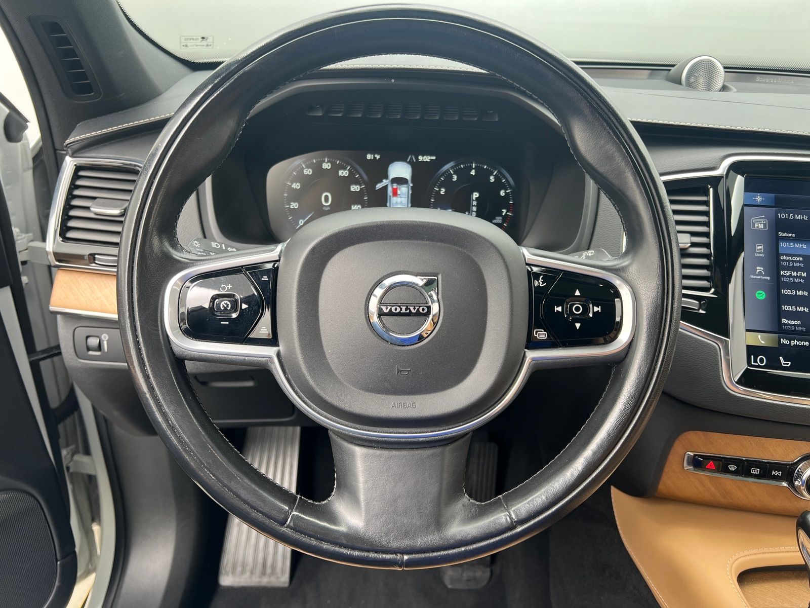 Thumbnail: 2018 Volvo XC90 - 4