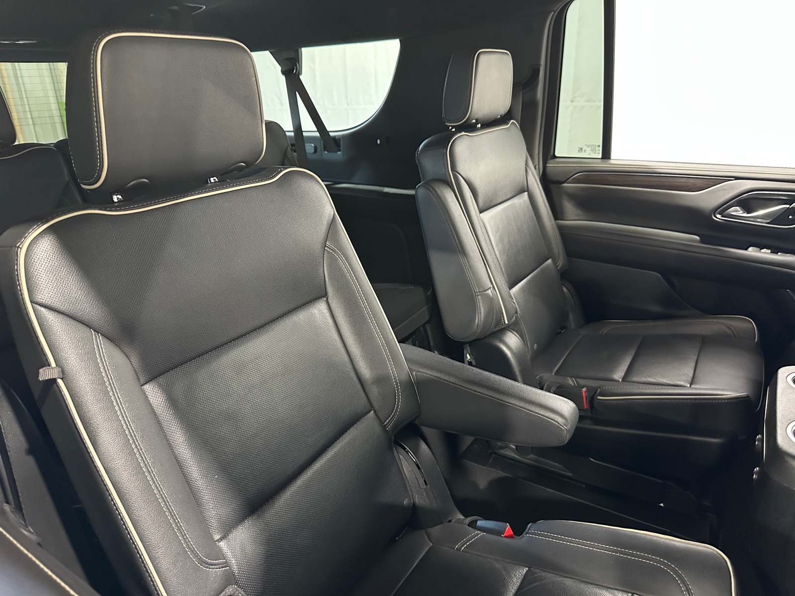 Thumbnail: 2023 Chevrolet Suburban - 5