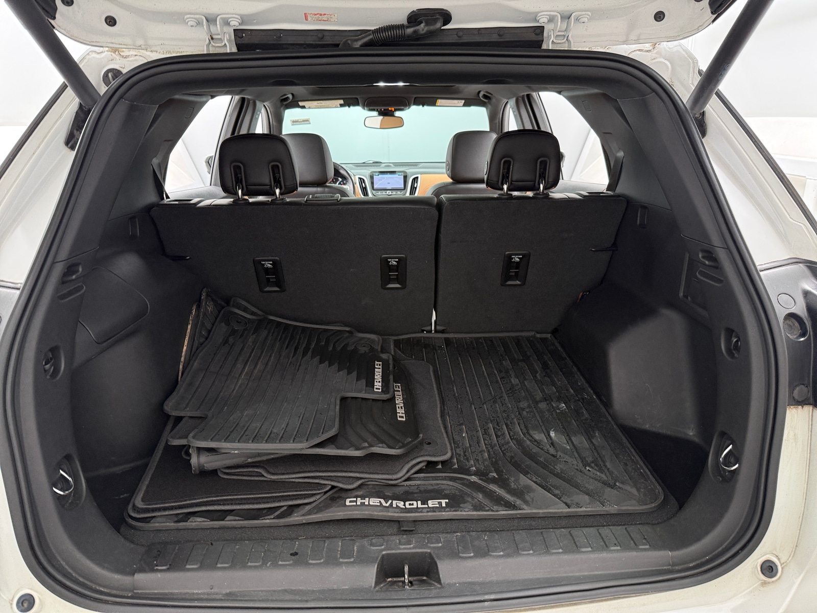 Thumbnail: 2018 Chevrolet Equinox - 6