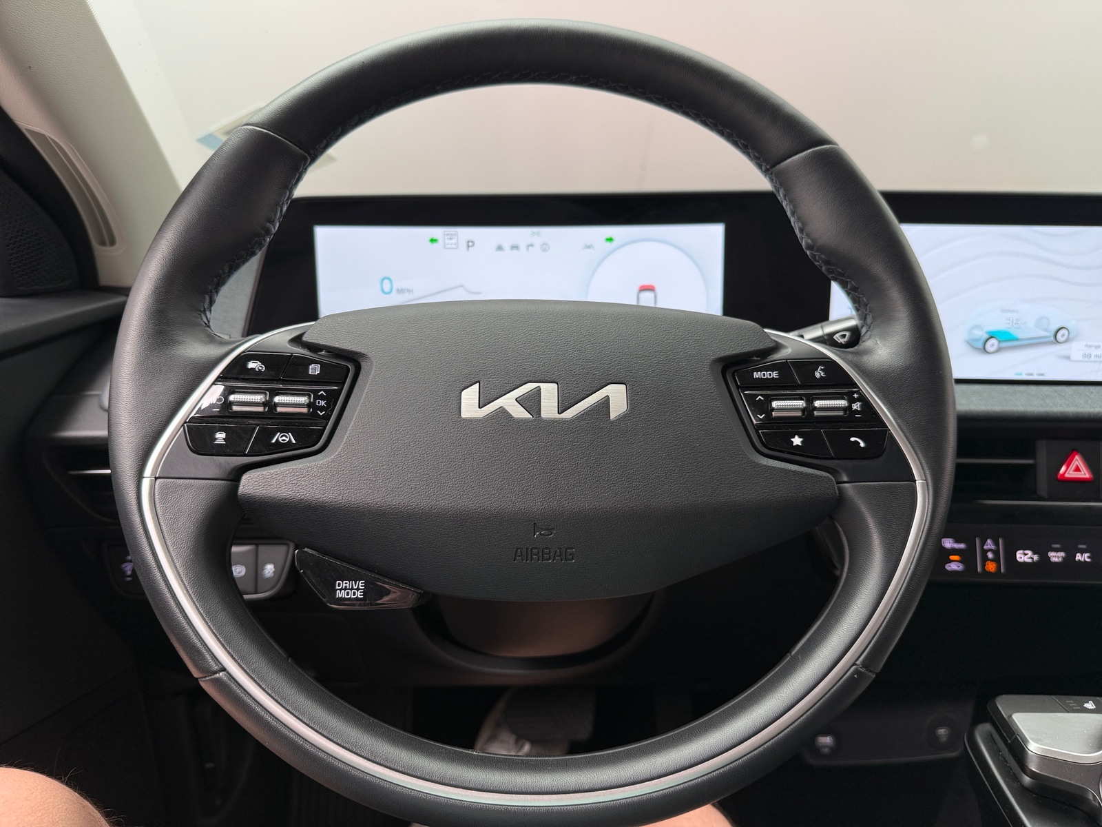 Thumbnail: 2024 Kia EV6 - 4